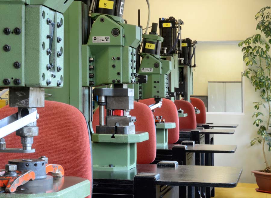 Manual Presses - Bluemay Weston